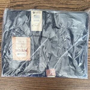 Haggar Cool 18 Performance Pants in Dark Blue